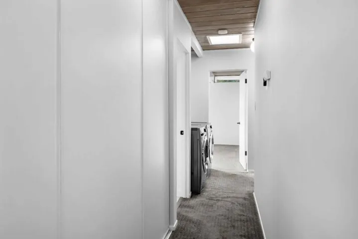 1700 Hunt Drive, Burlingame, California 94010