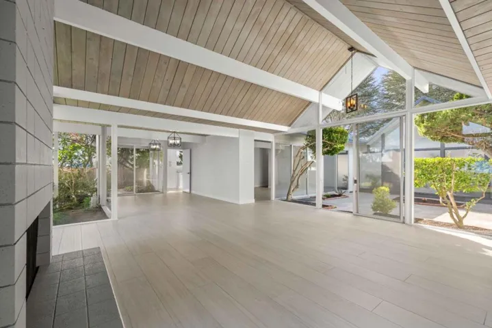 1700 Hunt Drive, Burlingame, California 94010