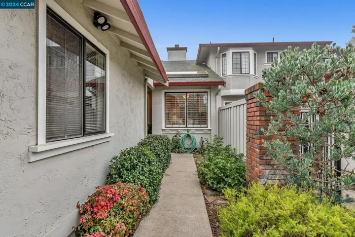1932 Via Appia, Walnut Creek, California 94598