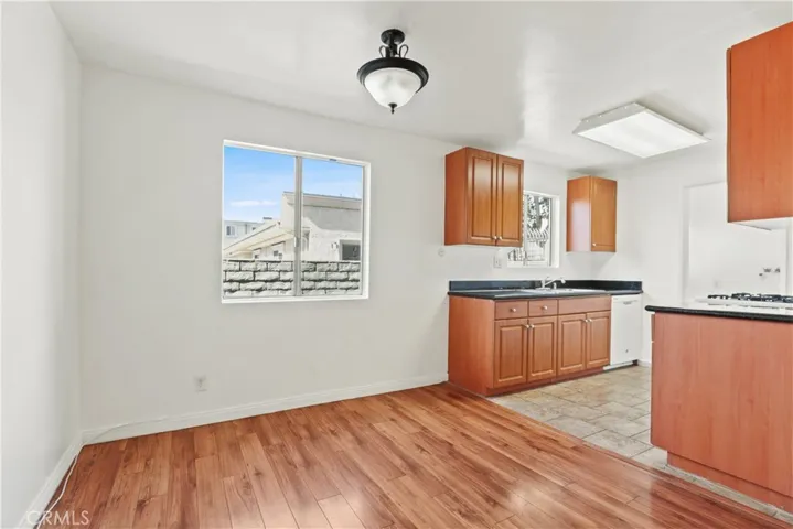 20214 Cohasset Street 14, Winnetka, California 91306