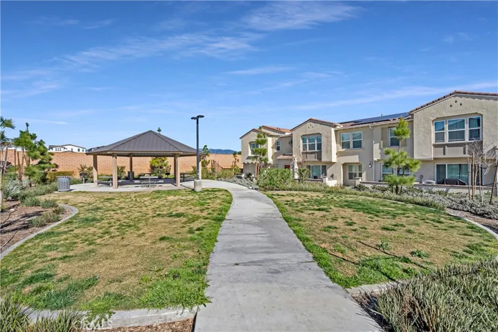 7155 Citrus Avenue 433, Fontana, California 92336