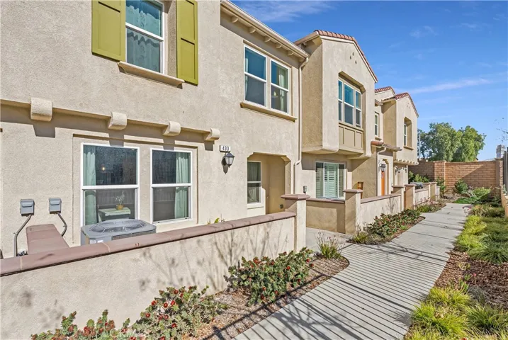 7155 Citrus Avenue 433, Fontana, California 92336