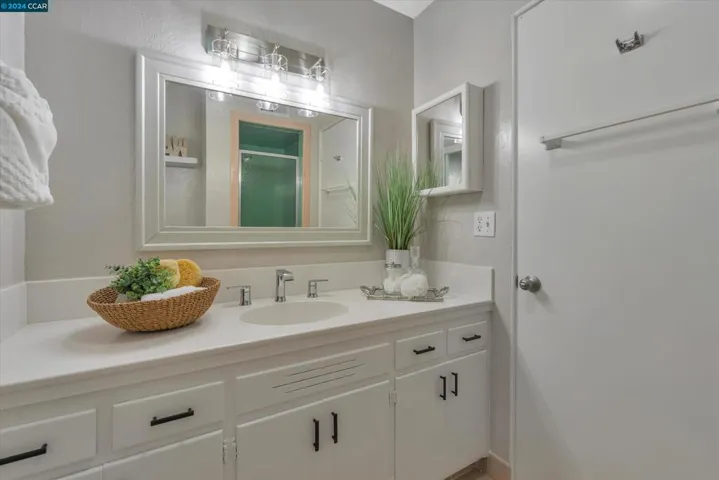 1245 Elmwood Dr, Walnut Creek, California 94597