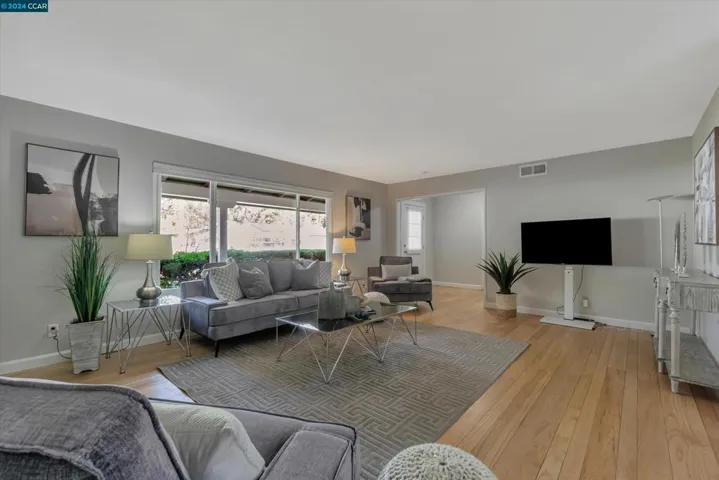 1245 Elmwood Dr, Walnut Creek, California 94597