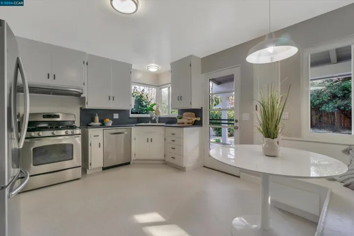 1245 Elmwood Dr, Walnut Creek, California 94597