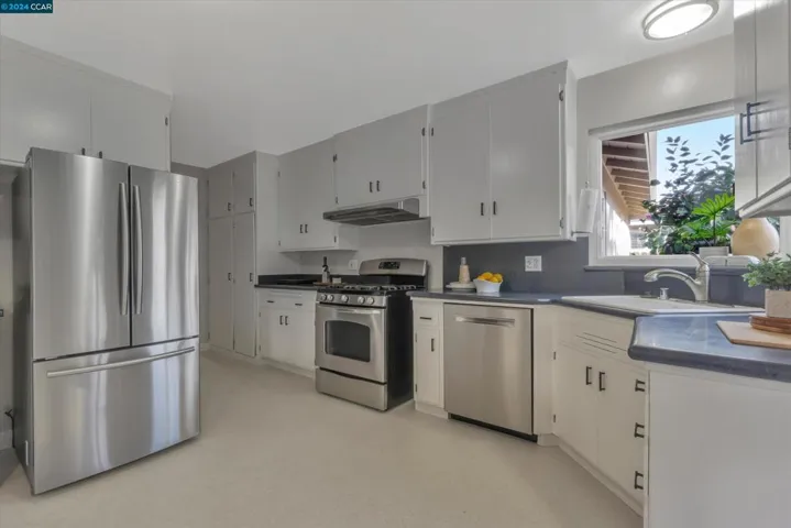 1245 Elmwood Dr, Walnut Creek, California 94597