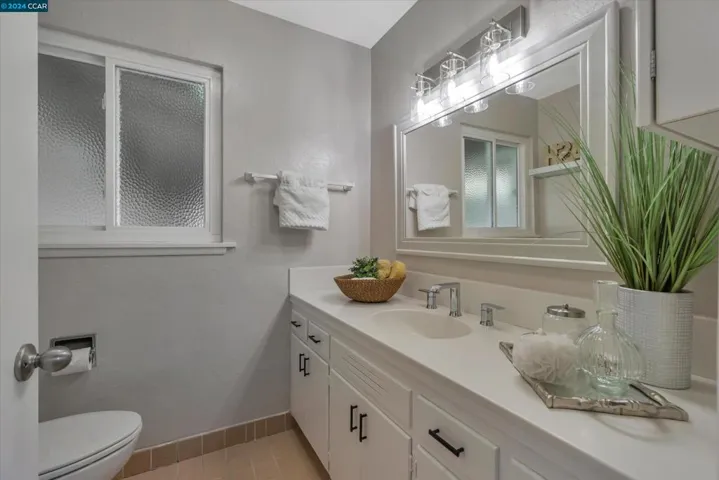 1245 Elmwood Dr, Walnut Creek, California 94597