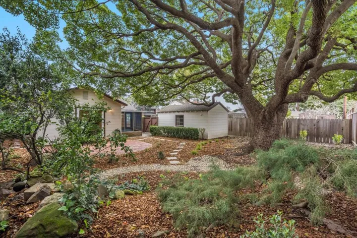 2328 Santa Catalina Street, Palo Alto, California 94303