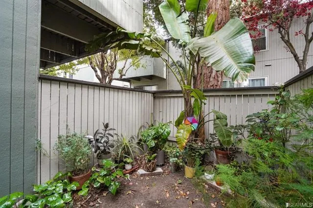 203 Boardwalk Avenue B, San Bruno, California 94066