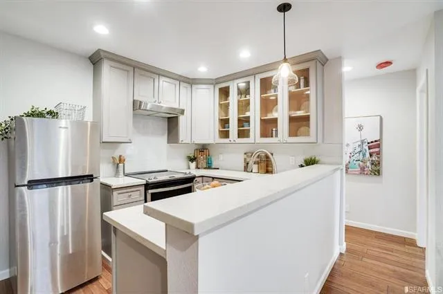 203 Boardwalk Avenue B, San Bruno, California 94066