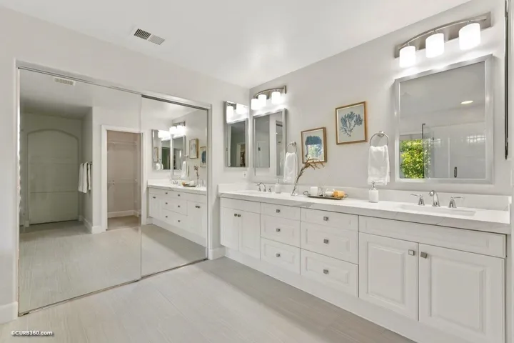 Master Bath/Spa