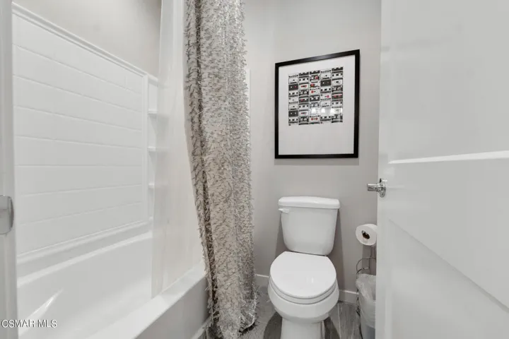 136 Farmhouse Dr  -  HsHProd-37