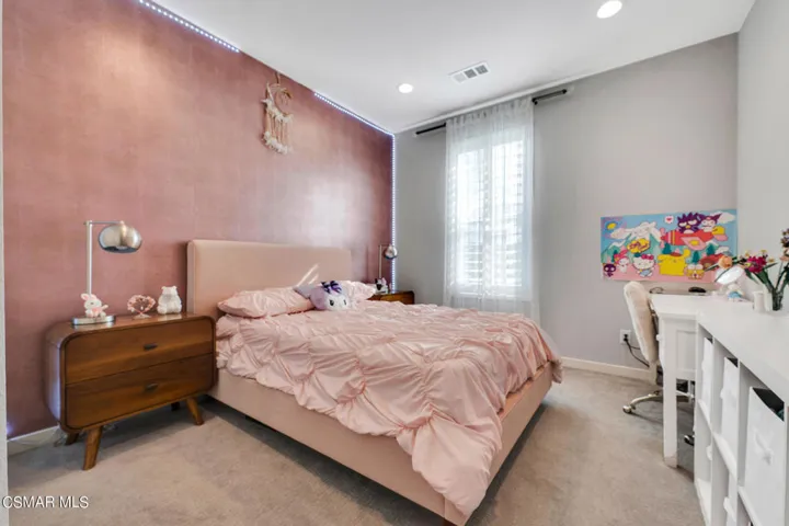 136 Farmhouse Dr  -  HsHProd-40