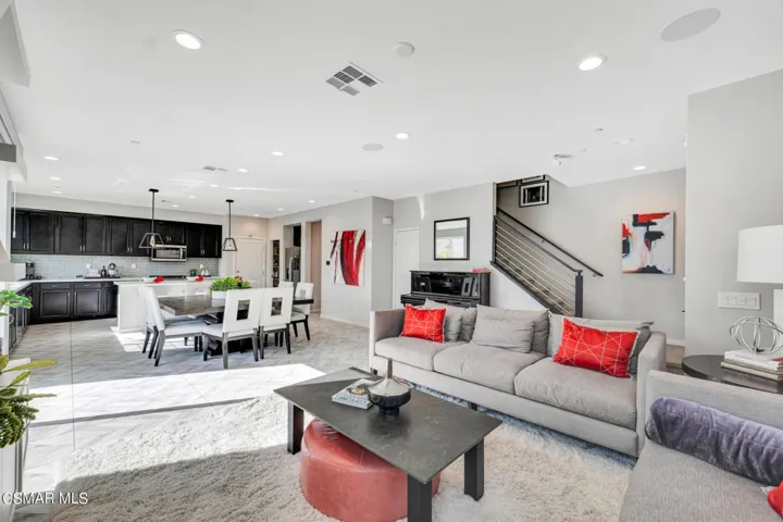 136 Farmhouse Dr  -  HsHProd-24