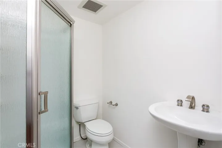 875 Baja Street, Laguna Beach, California 92651