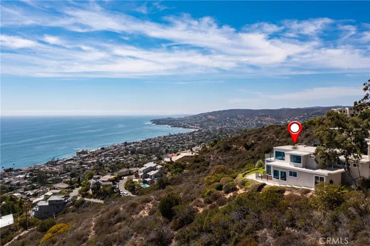 875 Baja Street, Laguna Beach, California 92651