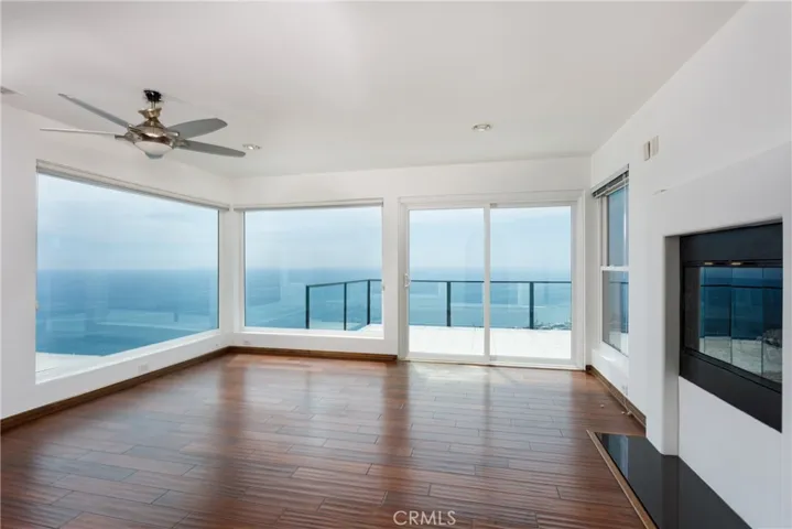 875 Baja Street, Laguna Beach, California 92651