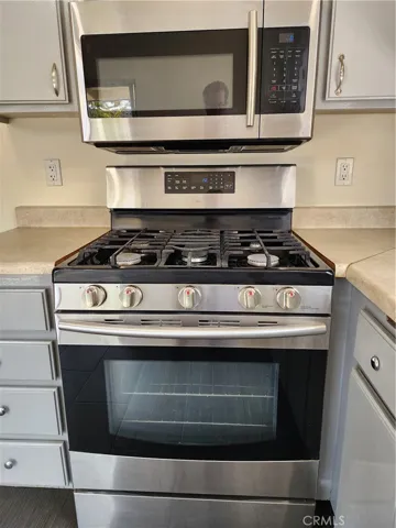 1172 Massachusetts Avenue, Riverside, California 92507