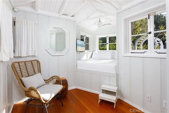 1215 Brangwyn Way, Laguna Beach, California 92651
