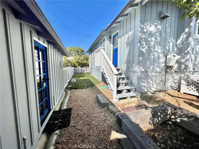 1215 Brangwyn Way, Laguna Beach, California 92651