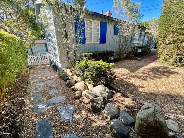 1215 Brangwyn Way, Laguna Beach, California 92651