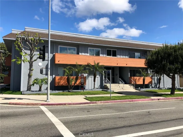 11825 National Boulevard 4, Los Angeles, California 90064
