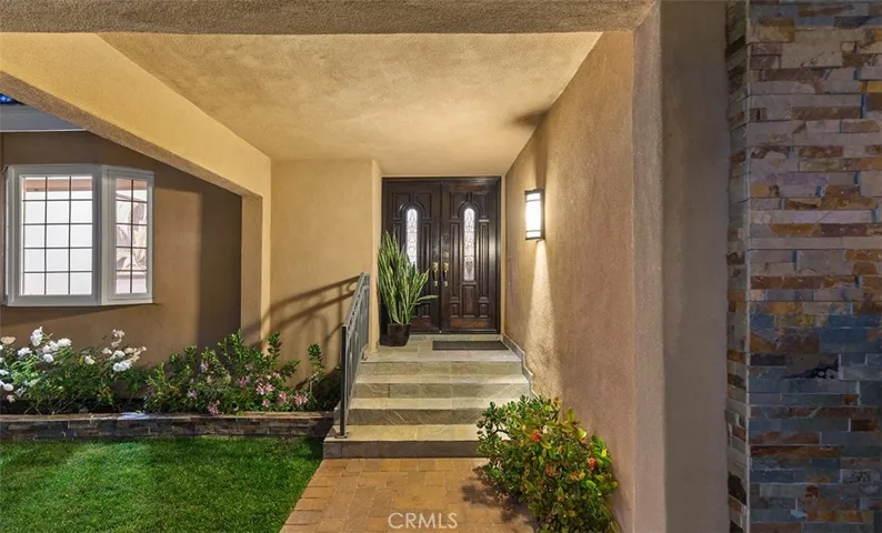 5195 Vista Montana, Yorba Linda, California 92886