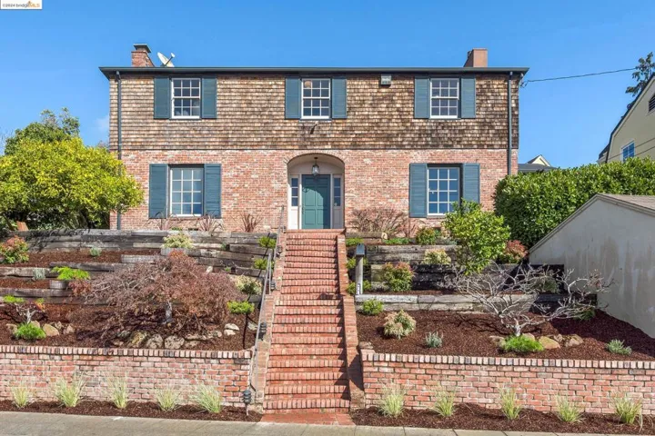 22 Alta Ave, Piedmont, California 94611-3402