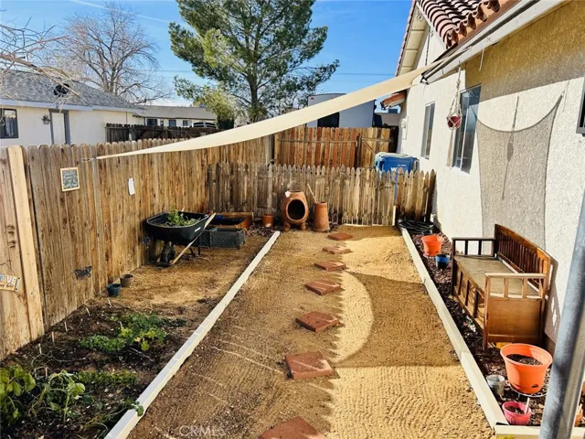 20612 90th Street, California City, California 93505