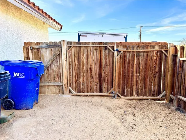 20612 90th Street, California City, California 93505