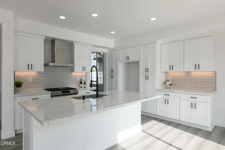 3012 Dunkirk Drive Oxnard CA- Kitchen Co