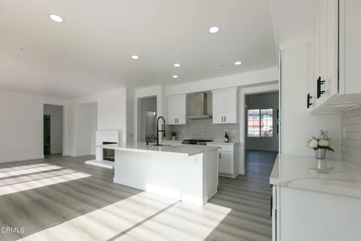 3012 Dunkirk Drive Oxnard CA-Kitchen 2