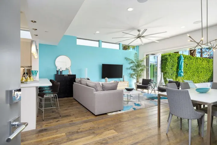 7-web-or-mls-HM_Surrey_OPMG_0124_007