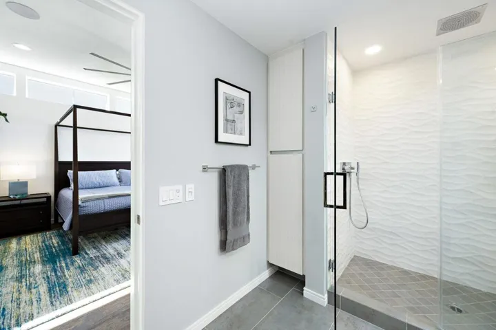 29-web-or-mls-HM_Surrey_OPMG_0124_029