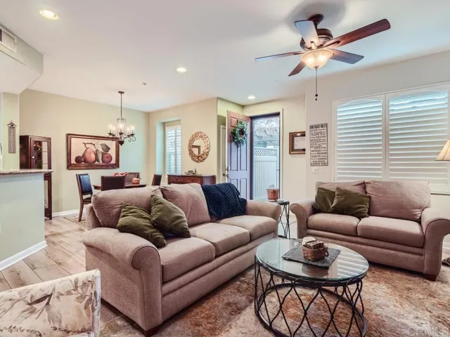215 River Park Drive 20, Santee, California 92071