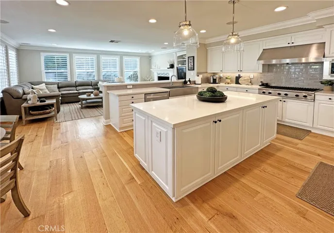 19246 Chandon Lane, Huntington Beach, California 92648