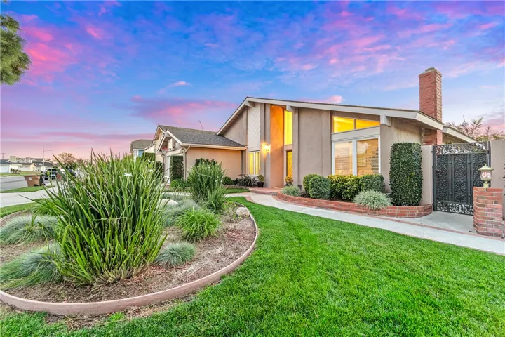 Large Front yard