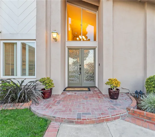 Double Glass Door Entry