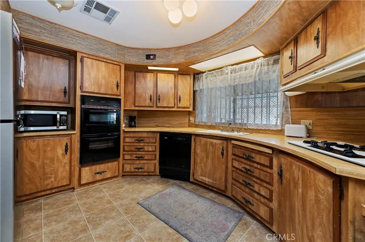 1630 Sonora Drive, Hemet, California 92543