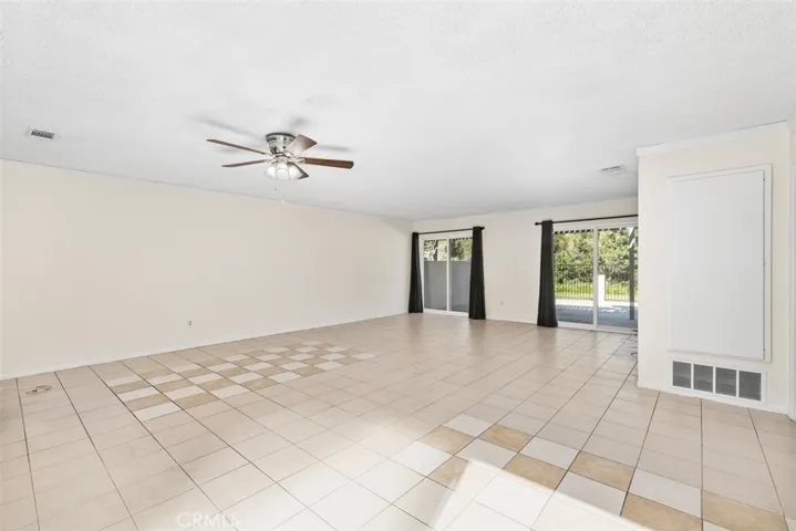 5710 Falling Leaf Lane, Jurupa Valley, California 92509