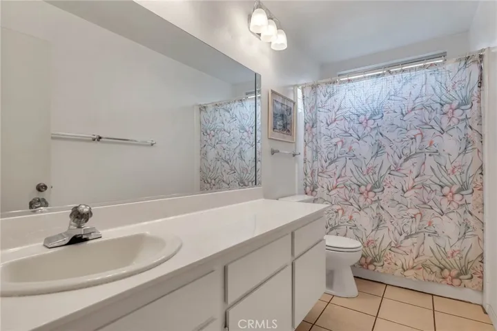 20111 Vintage Street, Chatsworth, California 91311