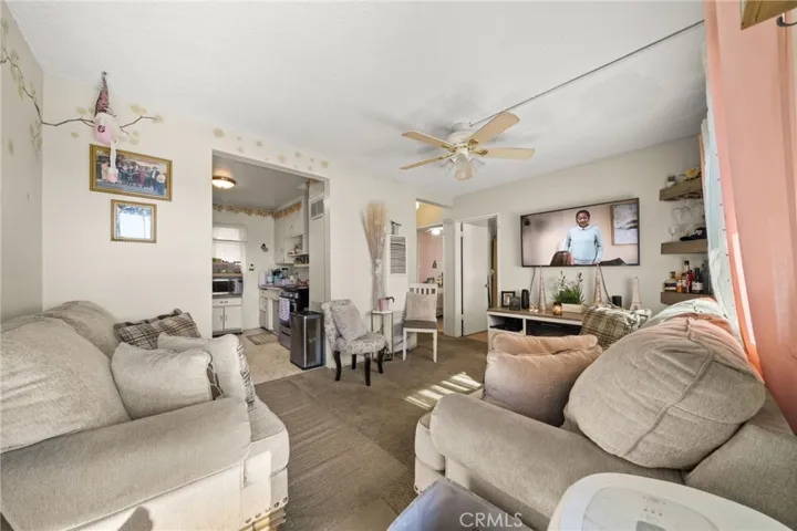 1421 N Wilmington Blvd, Wilmington, California 90744