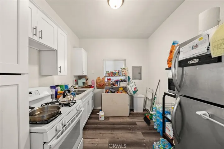 1421 N Wilmington Blvd, Wilmington, California 90744