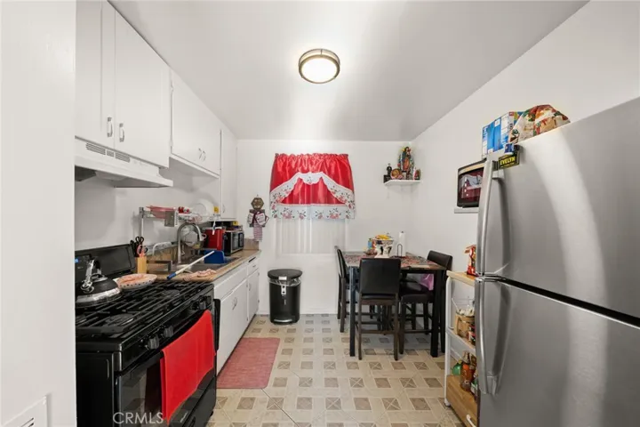 1421 N Wilmington Blvd, Wilmington, California 90744