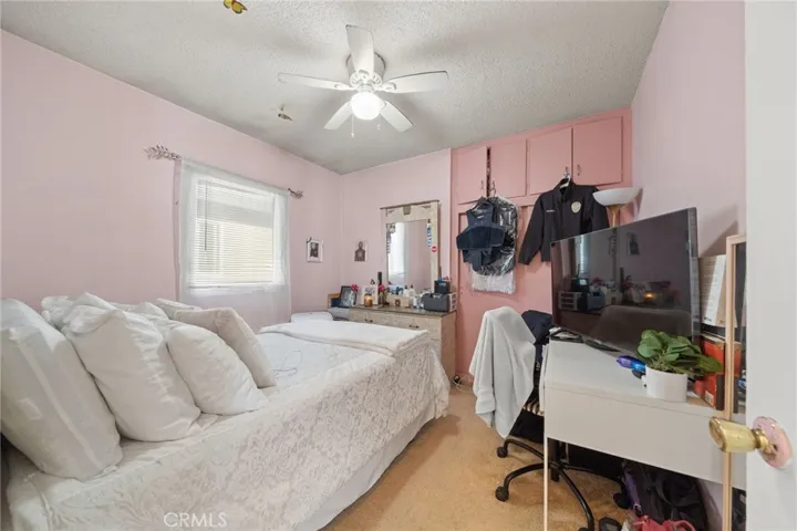 1421 N Wilmington Blvd, Wilmington, California 90744