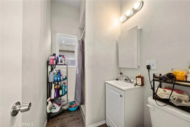 1421 N Wilmington Blvd, Wilmington, California 90744
