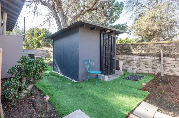 633 N Rosemary Lane, Burbank, California 91505