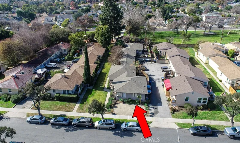 633 N Rosemary Lane, Burbank, California 91505