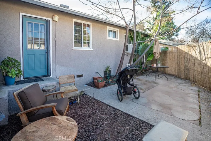 633 N Rosemary Lane, Burbank, California 91505