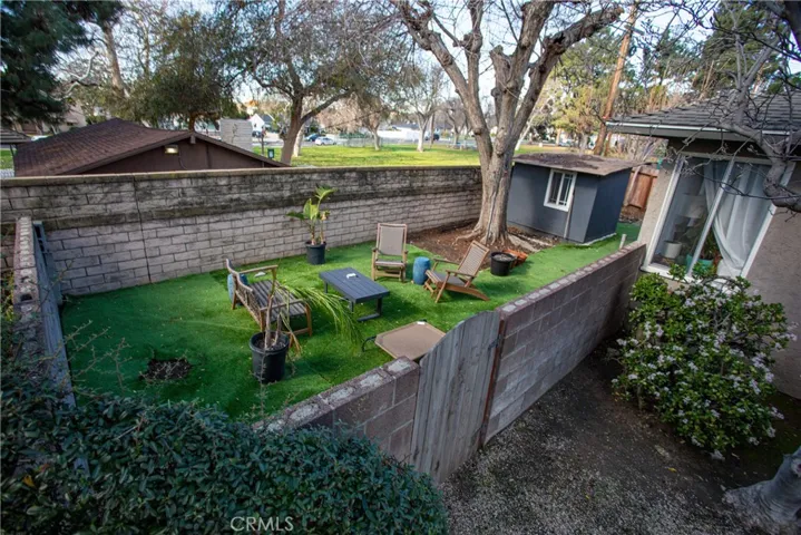 633 N Rosemary Lane, Burbank, California 91505